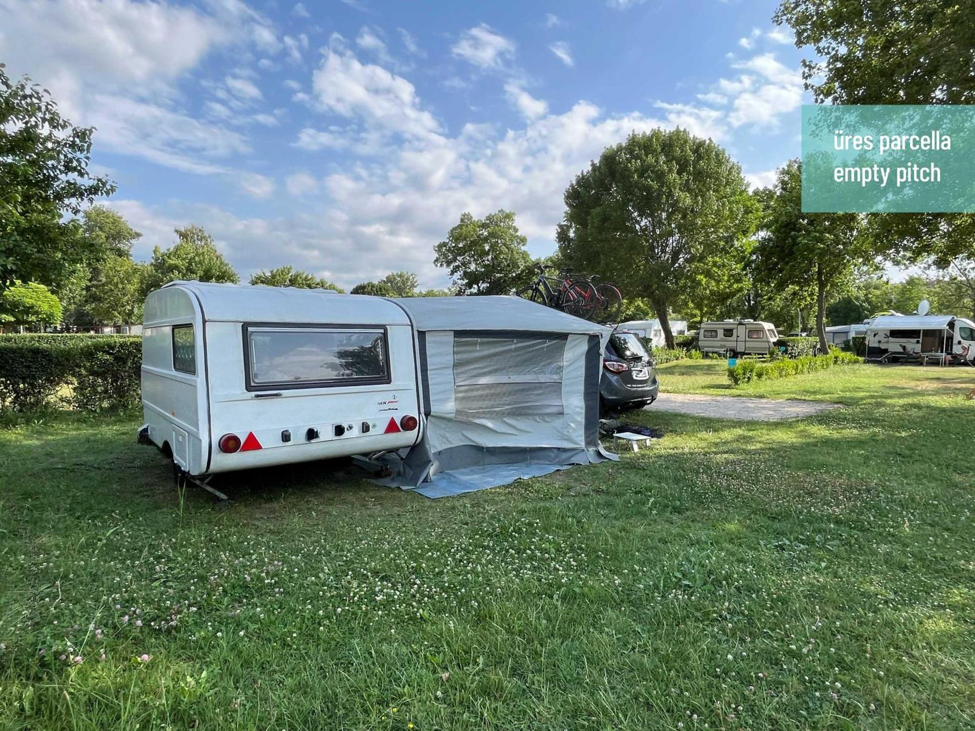 שיופוק Aranypart Camping & Apartments מראה חיצוני תמונה