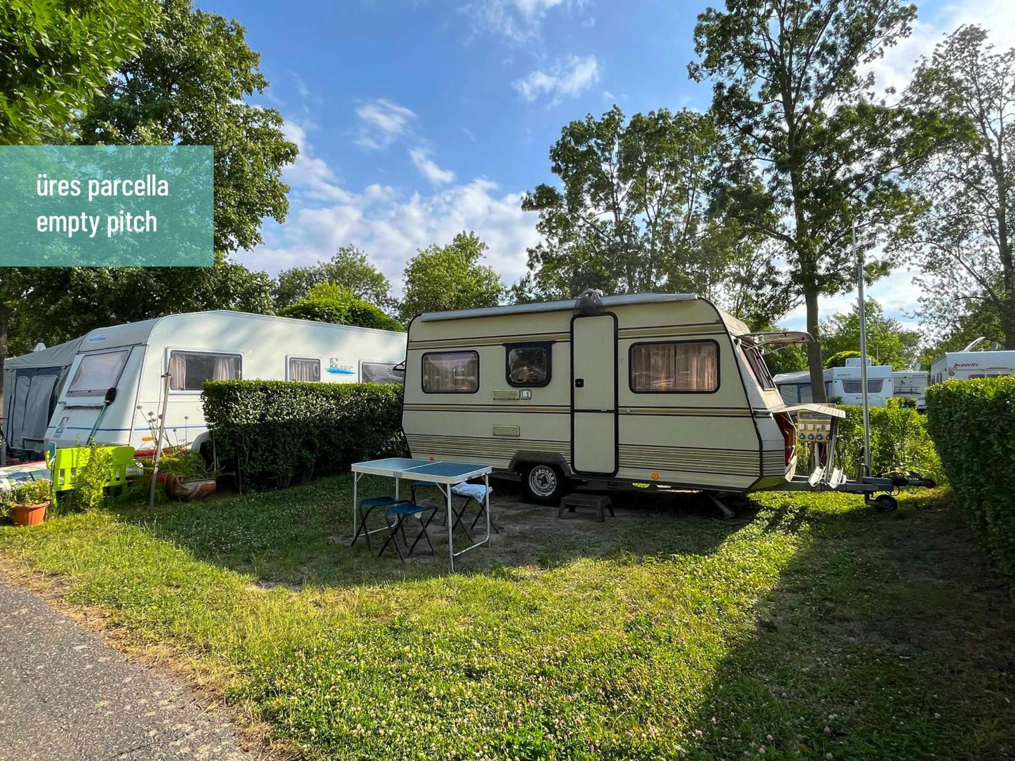 שיופוק Aranypart Camping & Apartments מראה חיצוני תמונה