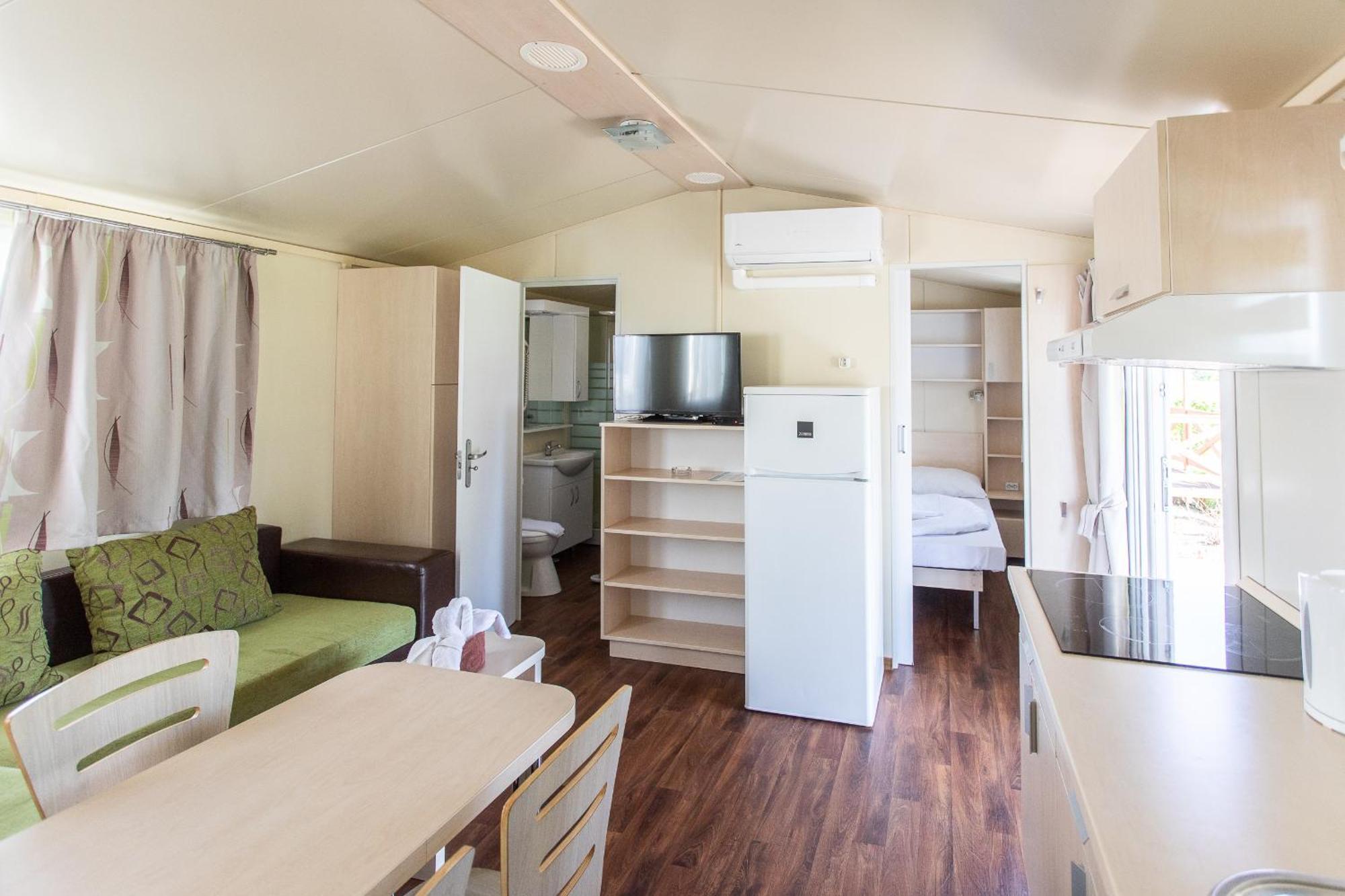 שיופוק Aranypart Camping & Apartments מראה חיצוני תמונה