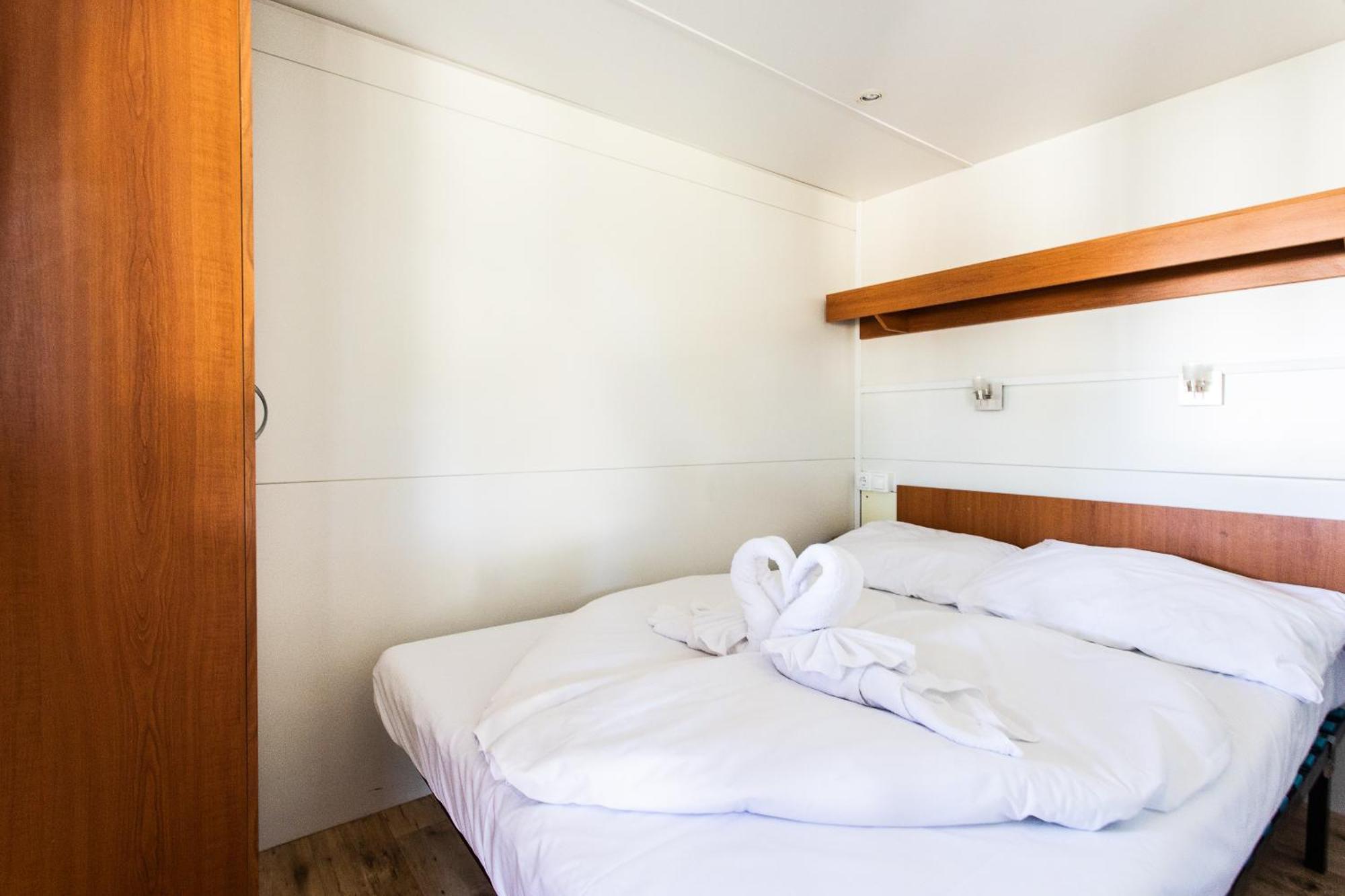 שיופוק Aranypart Camping & Apartments מראה חיצוני תמונה